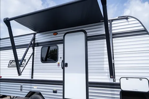 Easy to Tow 2025 Travel Trailer