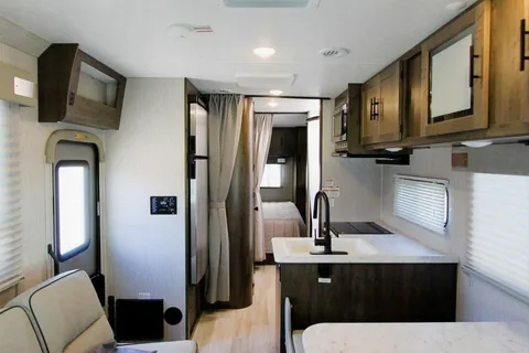 2021 RV&I Leprechaun