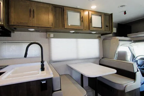 2021 RV&I Leprechaun