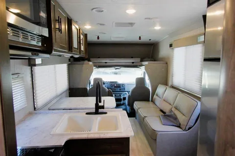 2021 RV&I Leprechaun