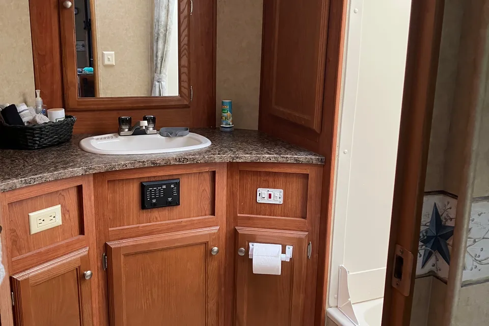 Happy Place R-Vision Trail Bay Travel Trailer