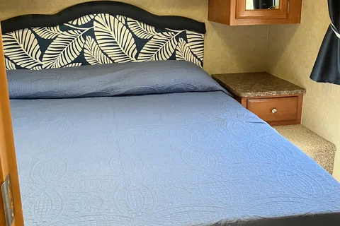 Happy Place R-Vision Trail Bay Travel Trailer