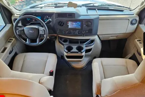 Ulindo Thor Motor Coach Freedom Elite Class C
