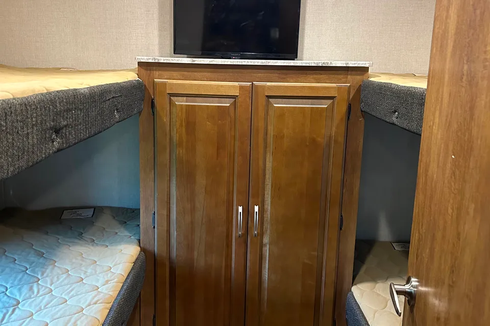 Jeff's Coachmen Chaparral lite Fifth Wheel