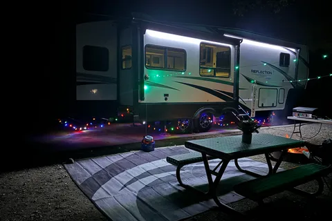 Pristine 2025 Grand Design Reflection 337 Fifth Wheel