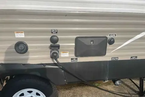 Brett's Starcraft Autumn Ridge Outfitter Travel Trailer