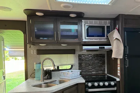 Now Available July 29 to  Aug 3!!!! Book now- Grey Wolf Limited Edition Bunk Bed Travel Trailer