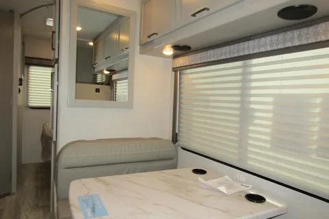Like-New Thor Motor Coach ESpec Chateau 22Z Class C - GLG02