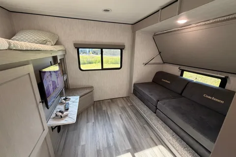 Family Coachmen Apex 300BHS Travel Trailer