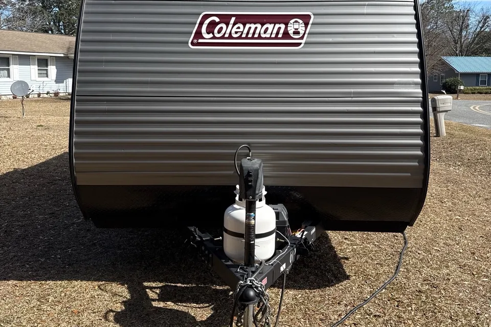 You cozy getaway trailer!!