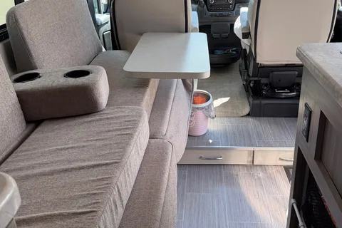 Nympha's Thor Motor Coach Class b Class B