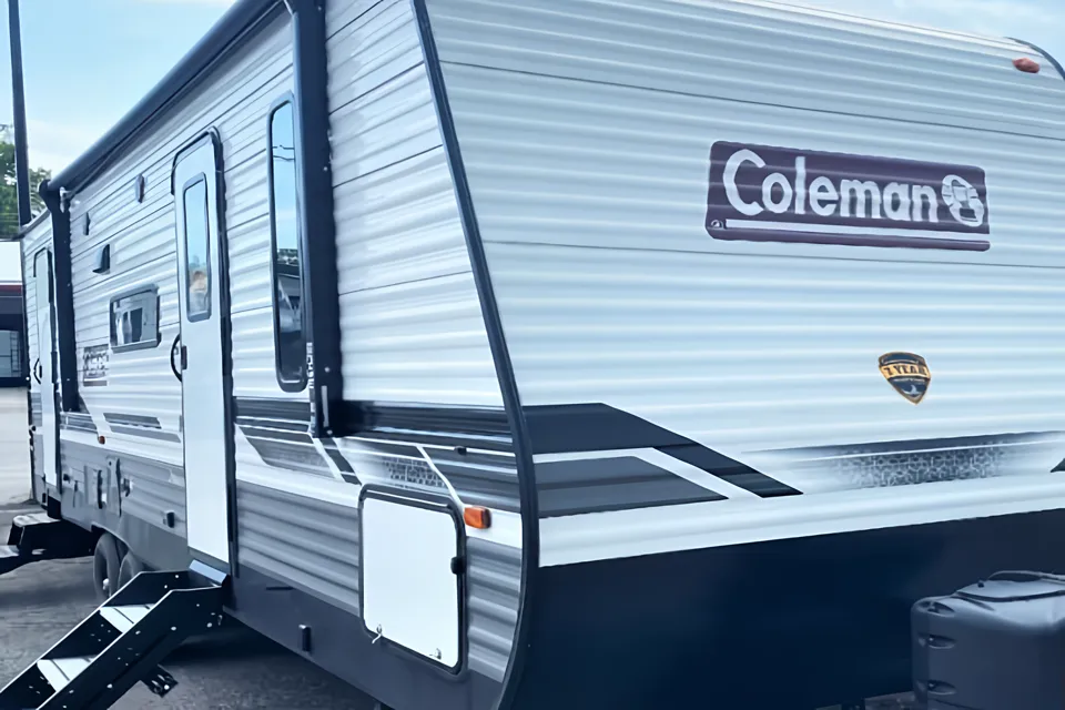 Paradise rentals* Coleman Dutchman CP1187 Travel Trailer