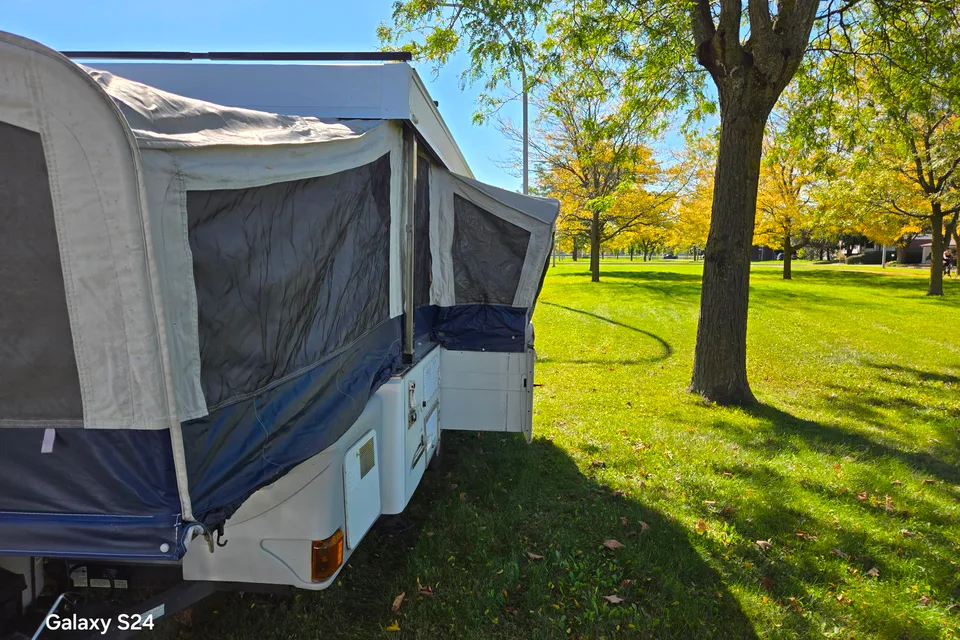 Marc's Fleetwood ... Tent Trailer