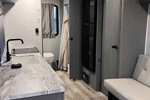 Jose's Forest River Ozark Travel Trailer