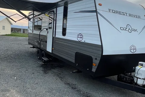 Jose's Forest River Ozark Travel Trailer