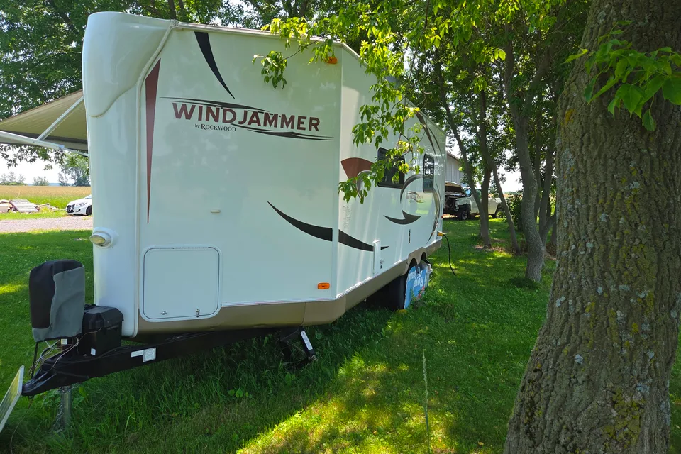 Paul's Forest River windjammer 2102w Travel Trailer