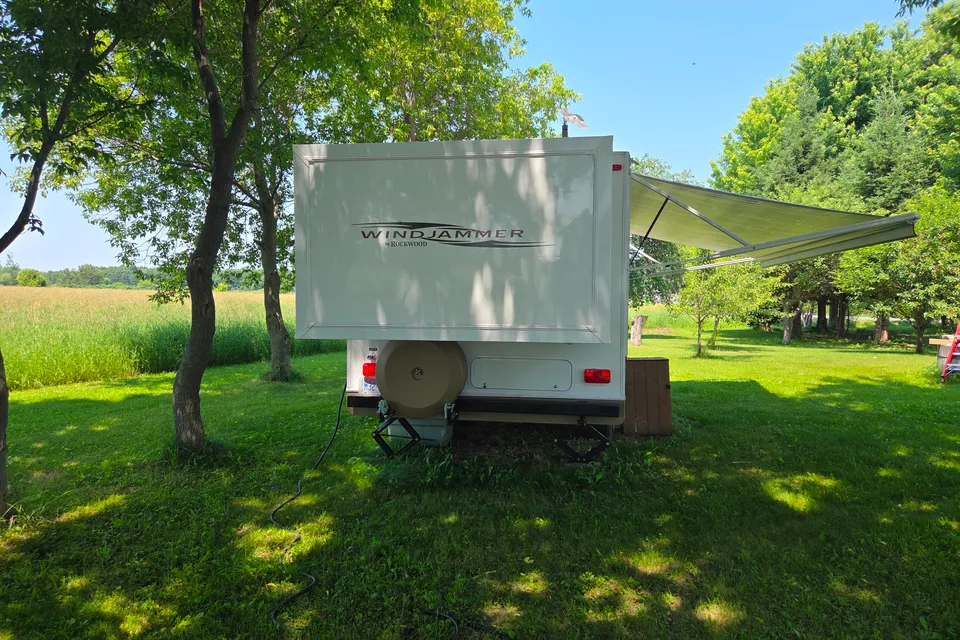 Paul's Forest River windjammer 2102w Travel Trailer