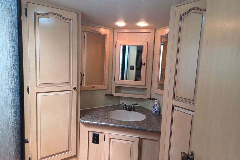 Paul's Forest River windjammer 2102w Travel Trailer