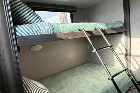 Family-Ready Grand Design | Private Kids Bunk Room