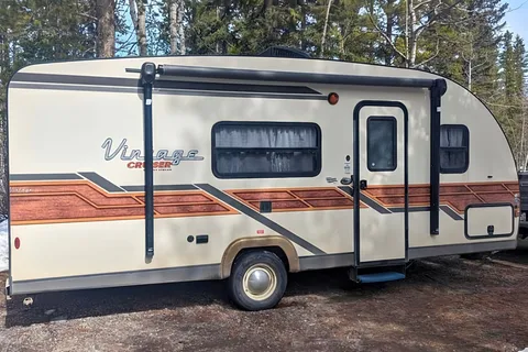 « Woody » 2017 Vintage Cruiser 19RBS