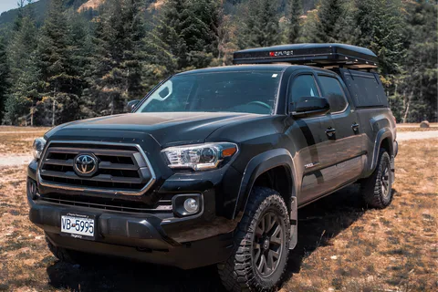 ''Ollie" Fully equipped overland adventure rig