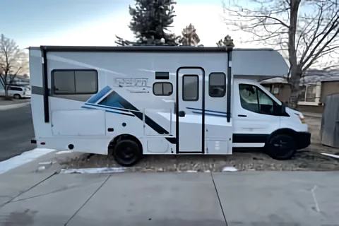 Barry's Coachmen Cross Trails Class C