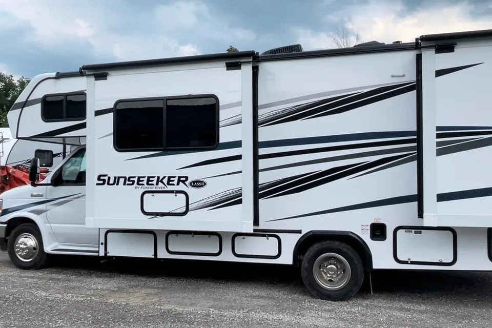 Unwind Sunseeker 2022 Class C