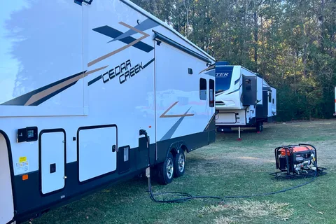 Forest River Cedar creek 360RL Fifth Wheel