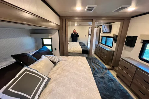  Forest River Cedar creek 360RL Fifth Wheel