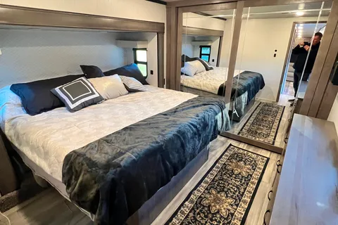 Forest River Cedar creek 360RL Fifth Wheel