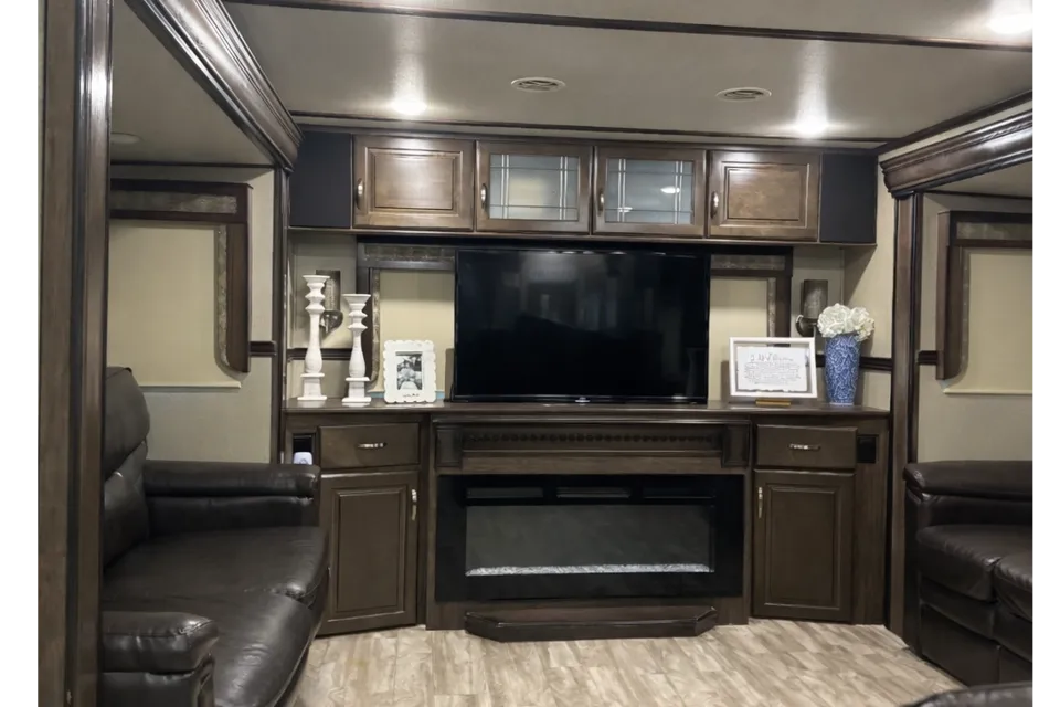 Wilder's RV Cottage