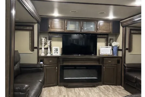 Wilder's RV Cottage