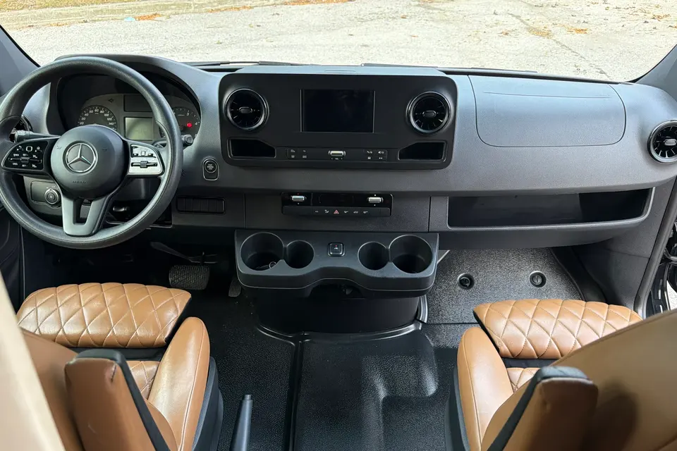 Daniel's Mercedes-Benz Sprinter Class B