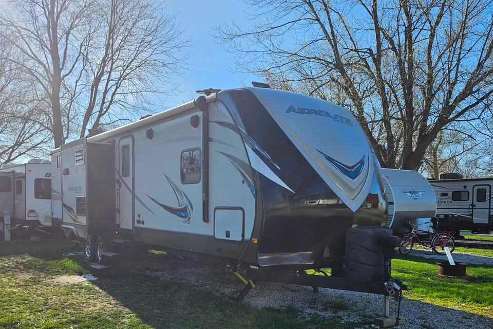 Lucas's Luxury Aerolite Dutchman bunkhouse Travel Trailer