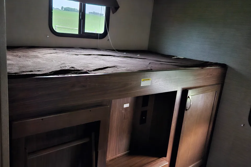 Lucas's Luxury Aerolite Dutchman bunkhouse Travel Trailer