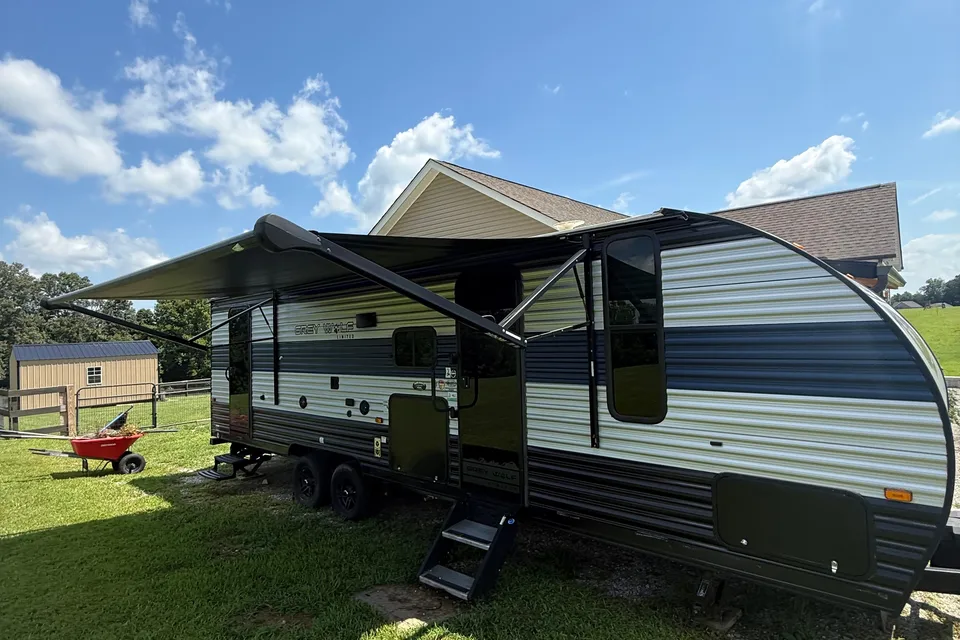 Miguel's Forest River Grey Wolf Limited Travel Trailer