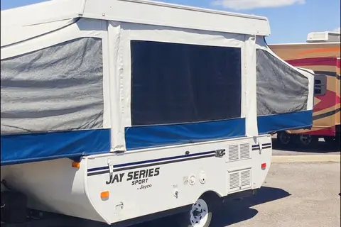 Relax by Remi Lake – 2011 Jayco Sport Tent Trailer (On-Site Setup)