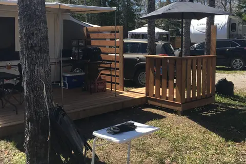 Relax by Remi Lake – 2011 Jayco Sport Tent Trailer (On-Site Setup)