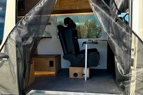 2021 LUXURY Mercedes Sprinter 4x4 Campervan "Sully"