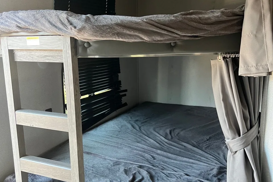 skip's Keystone SG280BHWE21 Travel Trailer