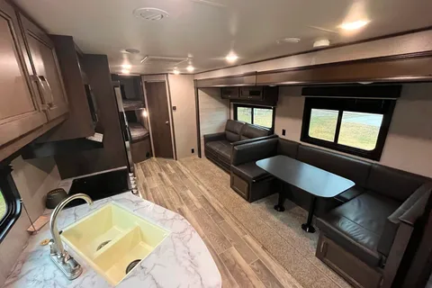 Brandon's Jayco Jayflight 284BHS Travel Trailer