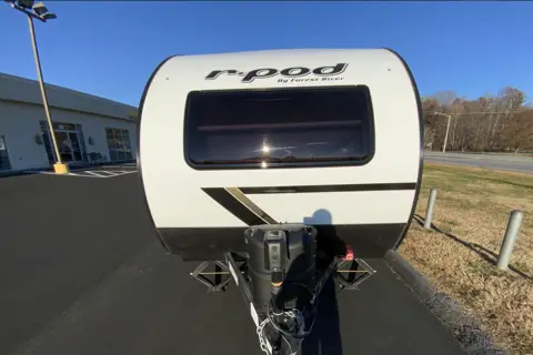 Kermit - 2022 R Pod 193 Travel Trailer 