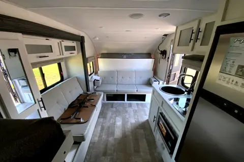 Kermit - 2022 R Pod 193 Travel Trailer 