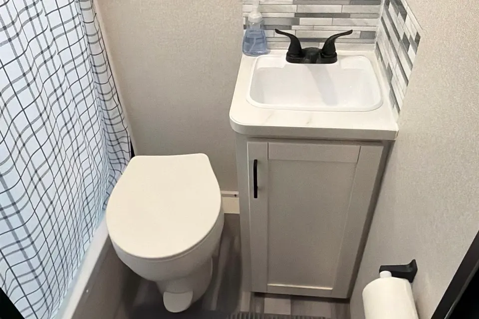 Roger 's Jayco Jayflight SLX Travel Trailer