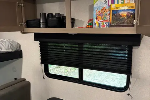 Cozy 2026 Jayco Jayflight SLX, amazing camper!
