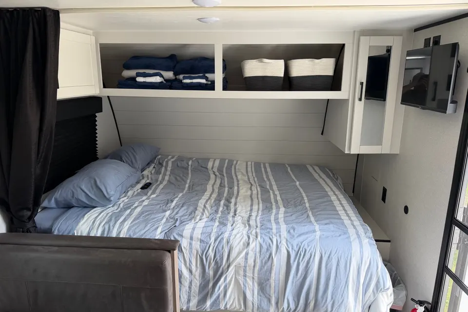 Roger 's Jayco Jayflight SLX Travel Trailer