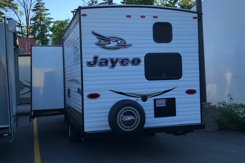 Jayco JayFeather 242bhs Travel Trailer