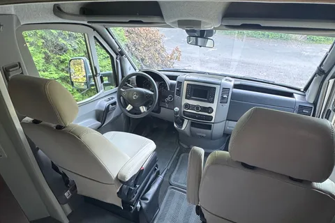 Mercedes-Benz UNITY