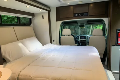 Mercedes-Benz UNITY