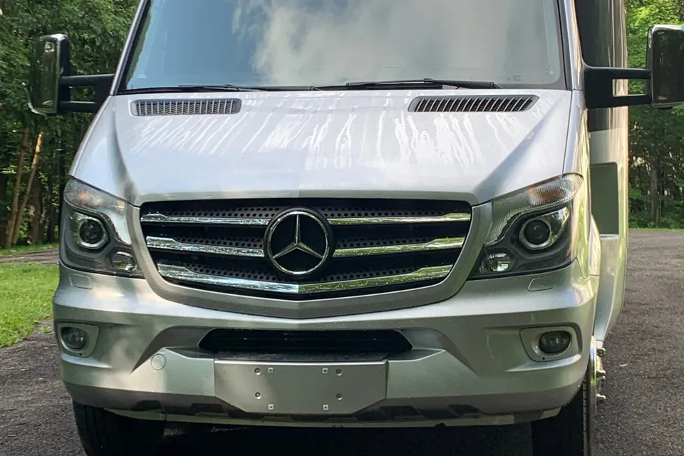 Mercedes-Benz UNITY